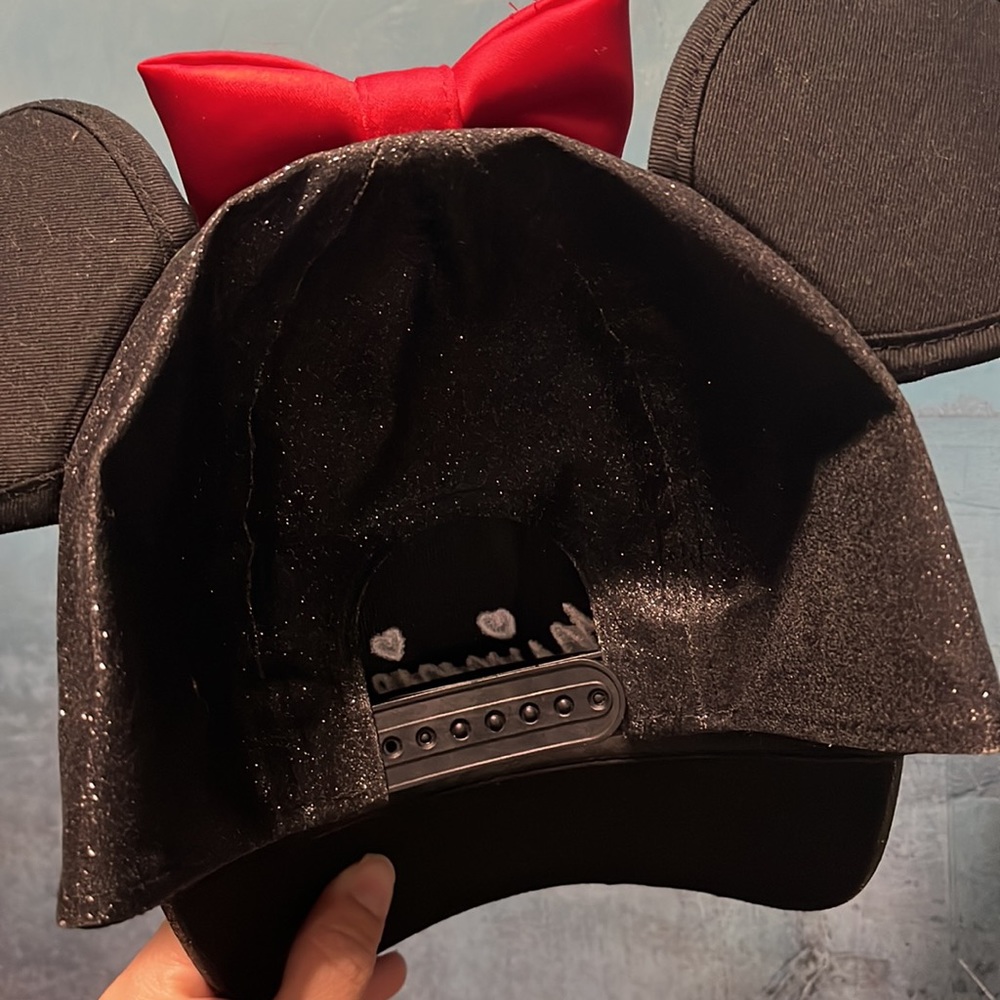 Disney Minnie hat - Picture 3 of 3